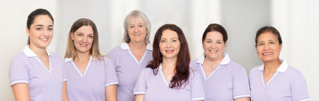 Das Team der Zahnarztpraxis Einsiedeln von Zahnärztin Katja Burgi